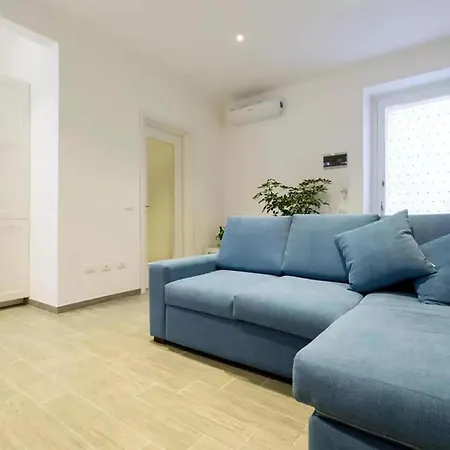 Talia Ortigia Syracuse